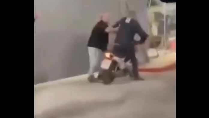 Απίθανο περιστατικό στο «Γ. Καραϊσκάκης»: Έριξαν τον Τάκη Τσουκαλά από τη μηχανή! (vid)