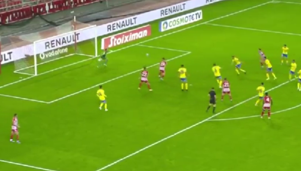 Ισοφάρισε ο Ολυμπιακός, έντονες διαμαρτυρίες για επιθετικό φάουλ του Κίνι! (vid)