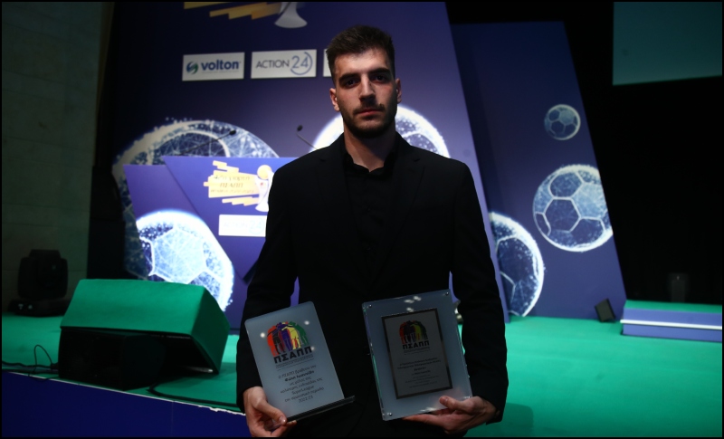 Κορυφαίος Έλληνας ποδοσφαιριστής ο Ιωαννίδης - Η ερώτηση «παγίδα» του Ντέμη! (vid)