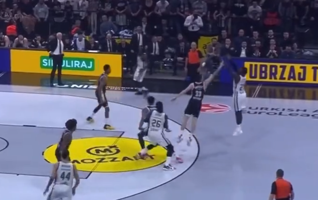 Παναθηναϊκός: Κρύο αίμα στην Starks Arena ο Κέντρικ Ναν (vid)