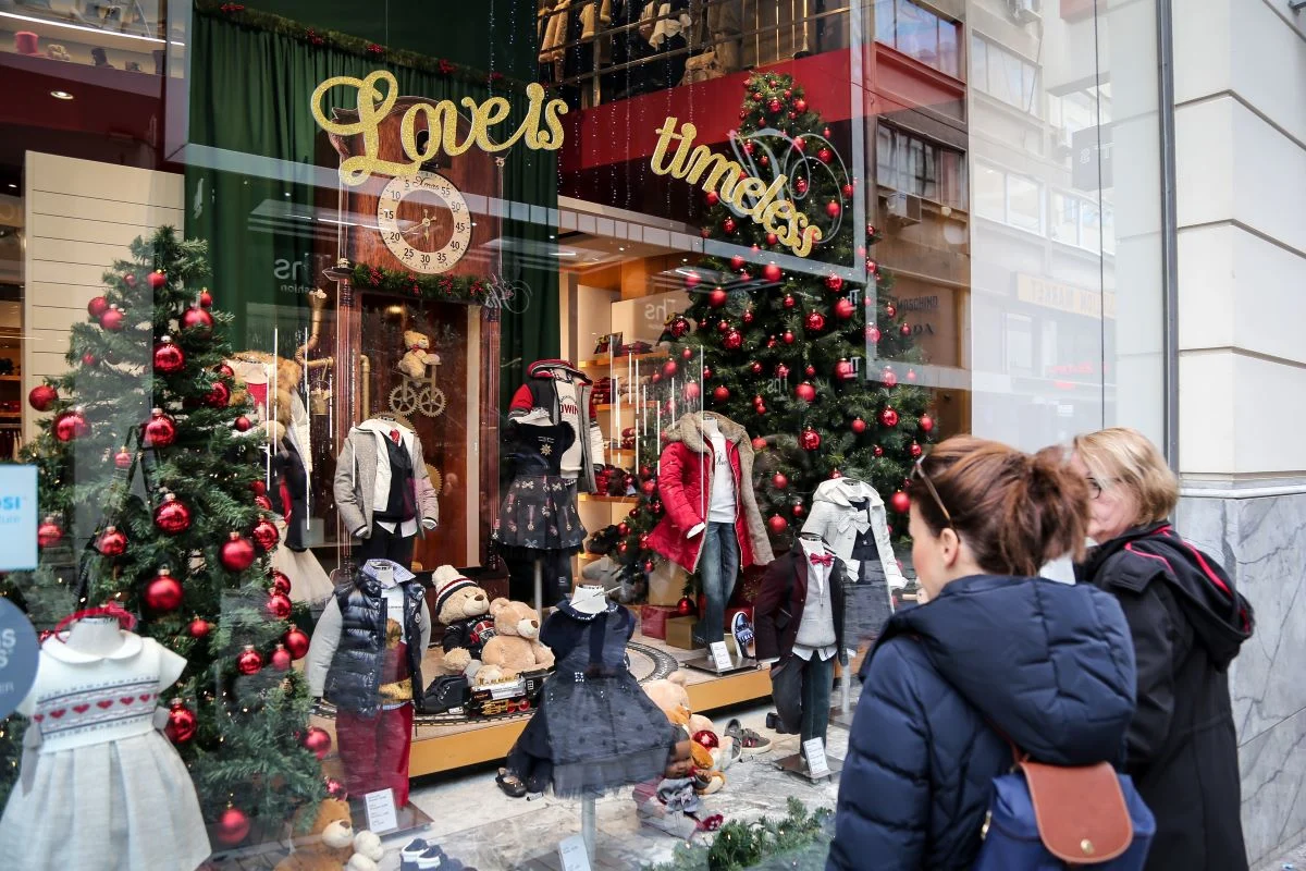 Μαγαζιά - Σούπερ μάρκετ: Τι ώρα κλείνουν την παραμονή Χριστουγέννων 2023