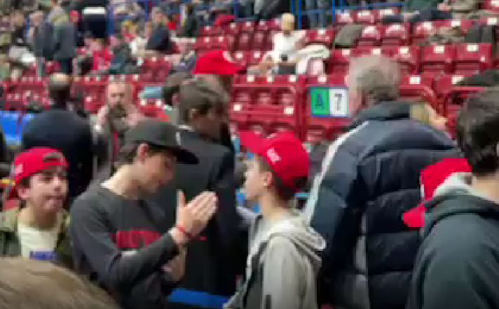 Πήρε θέση στο Mediolanum Forum ο Δημήτρης Γιαννακόπουλος (vid)