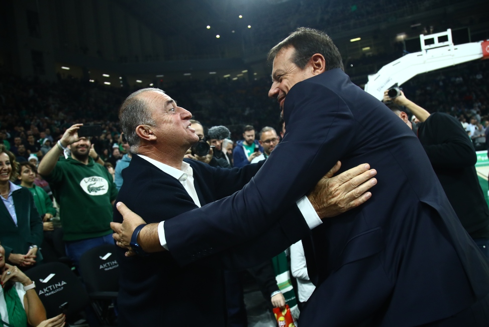 Νιχάτ Καχβετσί: «Μεγάλη τιμή για την Τουρκία η παρουσία Τερίμ-Αταμάν στον Παναθηναϊκό»