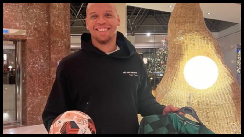 Ο Deejay Φράνσις Μερσιέ πόζαρε με φανέλα του Παναθηναϊκού (pic)