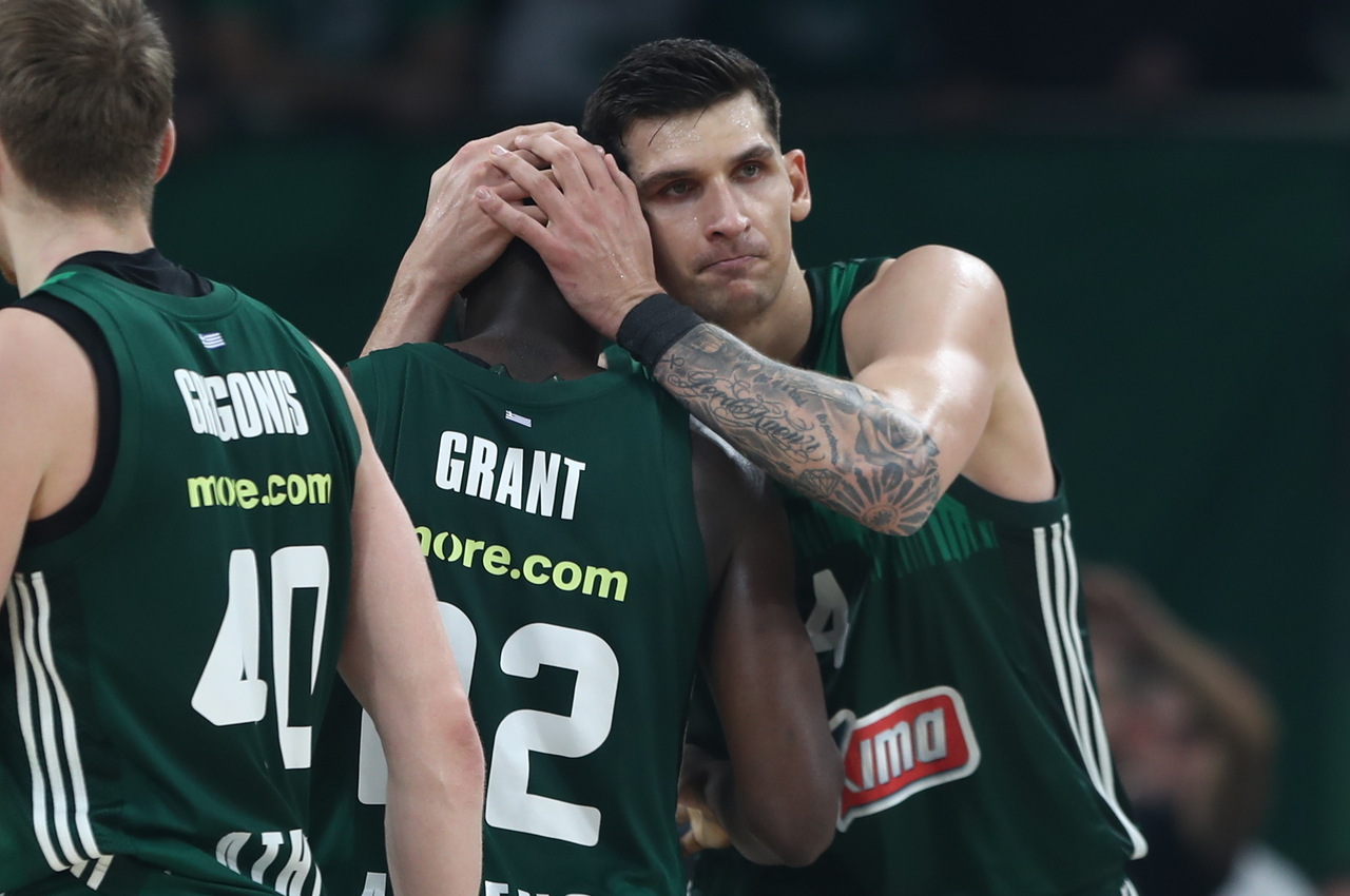 Παναθηναϊκός-Παρτίζαν 84-71: Η κριτική των παικτών του Εξάστερου