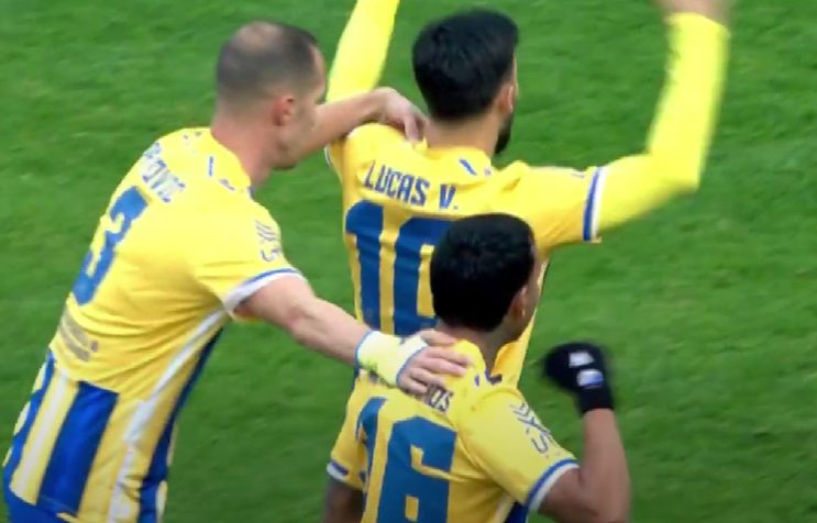 «Ρουκέτα» από τον Βιγιαφάνιες, γκολάρα κόντρα στον Οθέλλο! (vid)