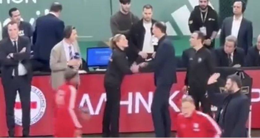 Παναθηναϊκός - Ολυμπιακός: Η είσοδος των «αιωνίων» - Ο χαιρετισμός Μπαρτζώκα - Τσαρούχα (vid)