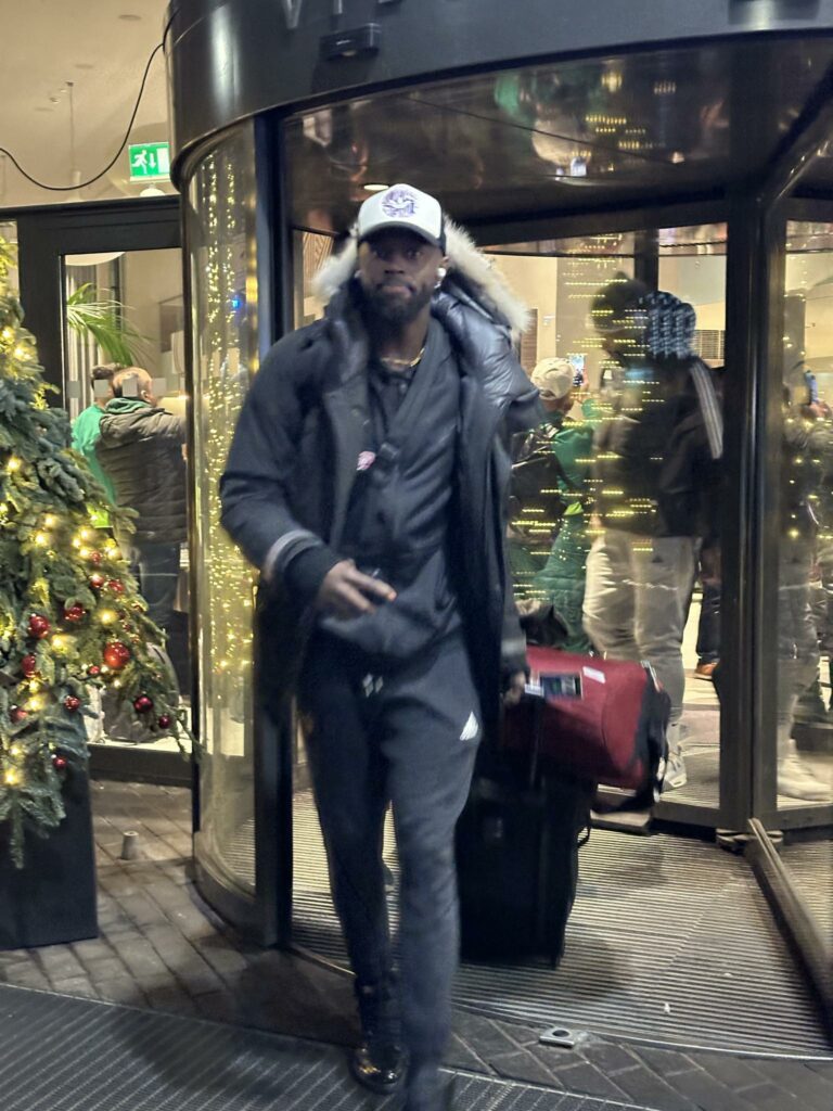 «Ντόπες» οπαδών στο Κάουνας, «έφτιαξαν» τους παίκτες του Εξάστερου για το μεγάλο διπλό! (vids)