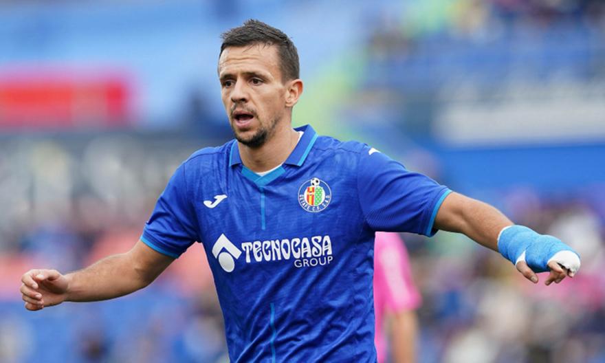 Απρόοπτο με Μαξίμοβιτς στη Χετάφε - Έμεινε εκτός με Μπέτις