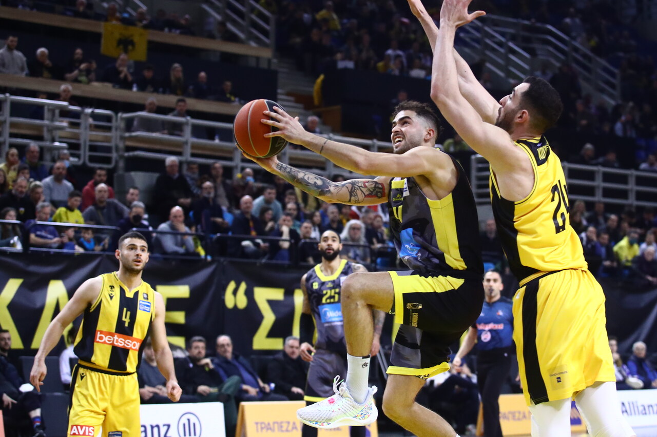 Αναμένεται μεγάλη μάχη Παναθηναϊκού και Ολυμπιακού για Έλληνα παίκτη!