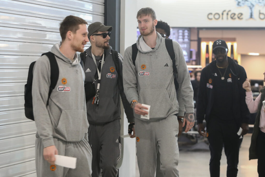 Παναθηναϊκός και ΑΕΚ στην ίδια πτήση για Ηράκλειο