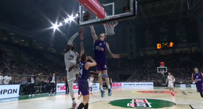 Παναθηναϊκός: Μεγάλη τάπα από τον Μπαλτσερόφσκι στον Φαλ (vid)