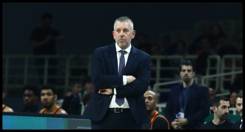 Εκνευρισμένος ο Παπαθεοδώρου: «Ήρθαμε να θαυμάσουμε τον Παναθηναϊκό, μόνο που δεν τους αποθεώσαμε!» (vid)