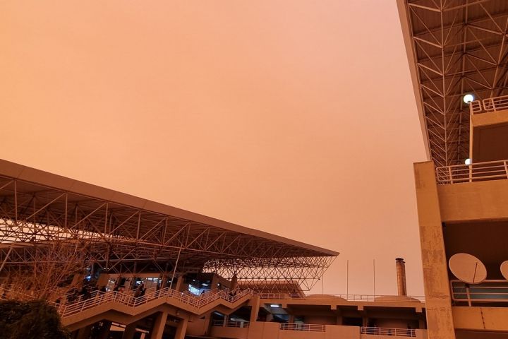 Παναθηναϊκός: Η αφρικανική σκόνη σκέπασε το ΟΑΚΑ (pics)