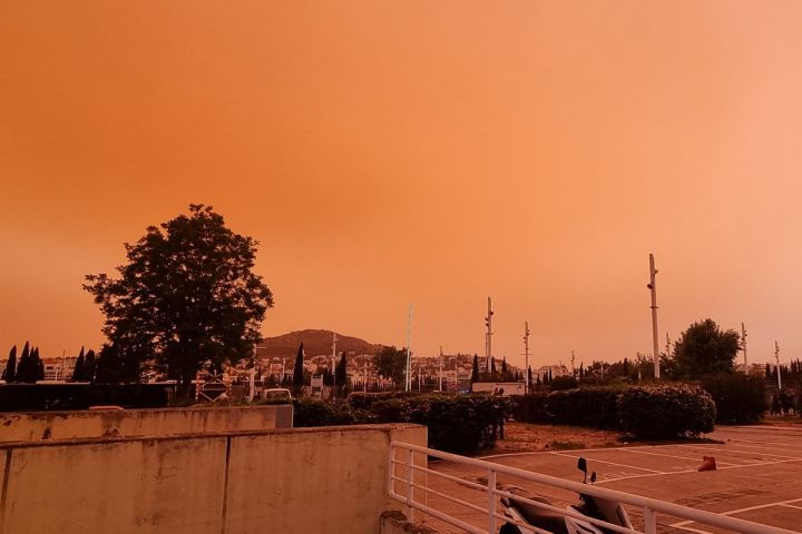 Παναθηναϊκός: Η αφρικανική σκόνη σκέπασε το ΟΑΚΑ (pics)