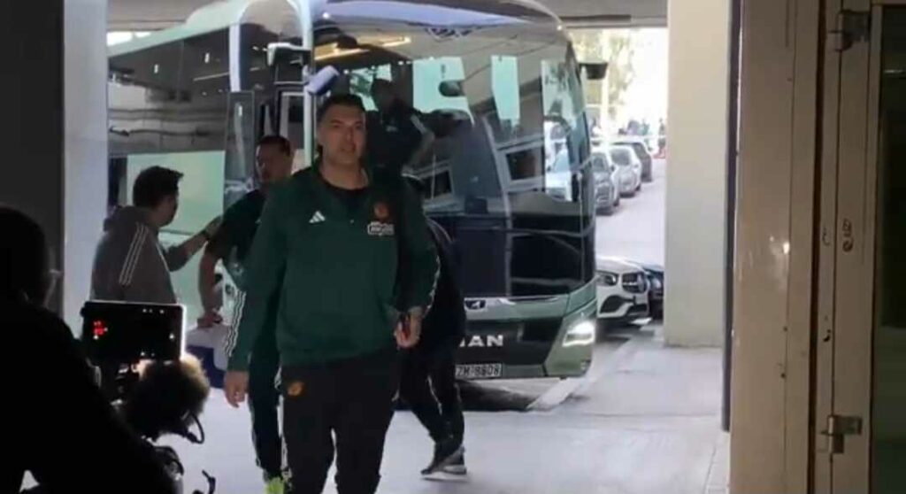 Έφτασε στο ΟΑΚΑ ο Παναθηναϊκός ! (vid)