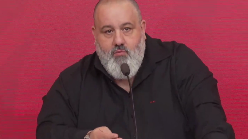 Μπηχτή από Καραπαπά: «Με τη Φενέρ παίζουμε τελικό στην Ευρωλίγκα;» (vid)