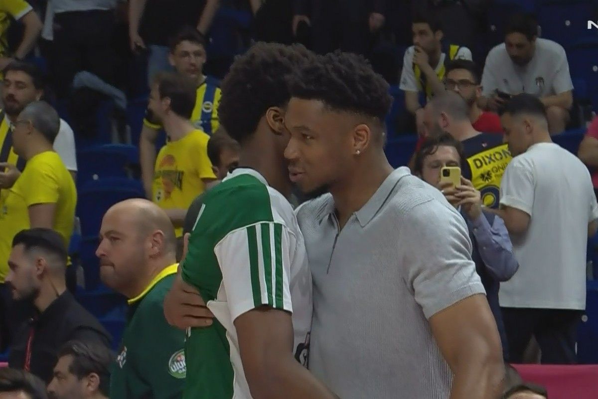 Η αγκαλιά του Γιάννη Αντετοκούνμπο στον αδερφό του Κώστα (pic)