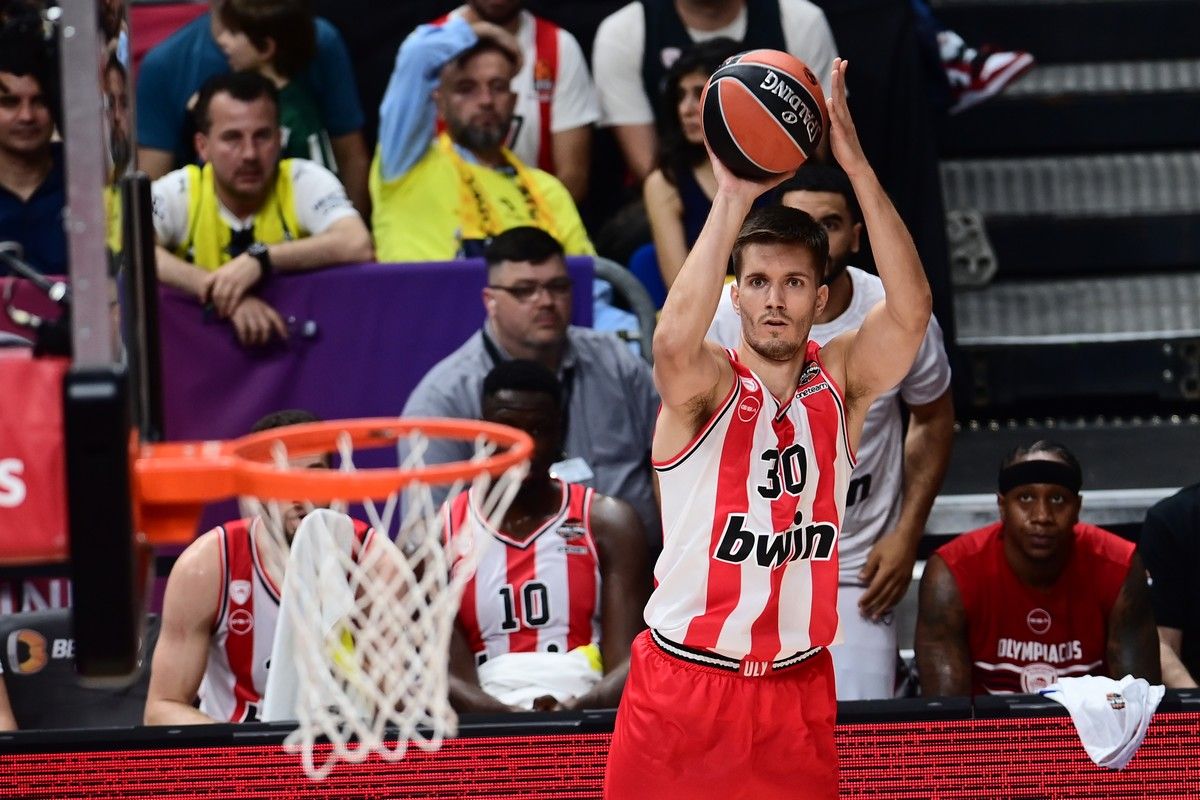 Πετρούσεβ μετά τον αποκλεισμό: «Είμαστε η καλύτερη ομάδα στην Ελλάδα»