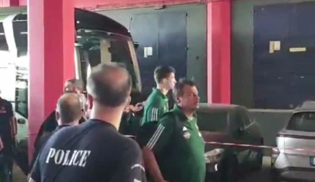 Έφτασε στο ΣΕΦ η αποστολή του Παναθηναϊκού! (vid)