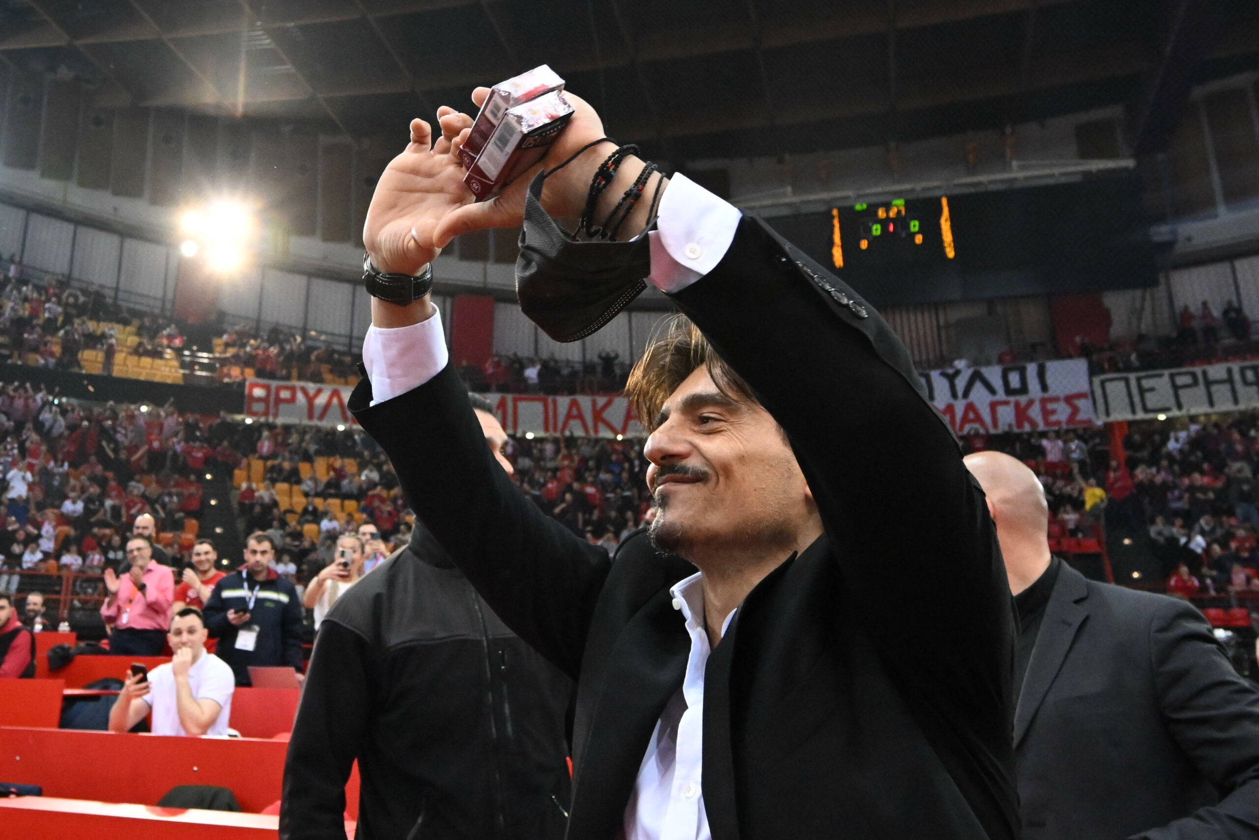 Γιαννακόπουλος: Έδωσε το μήνυμα για 3-2 πριν το Ολυμπιακός - Παναθηναϊκός! (pic)