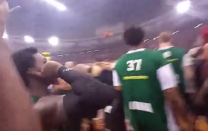 Ο Ναν έδειξε τα αυτιά του στο ΣΕΦ και ο Παπανικολάου πήγε να του ζητήσει το λόγο! (vid)