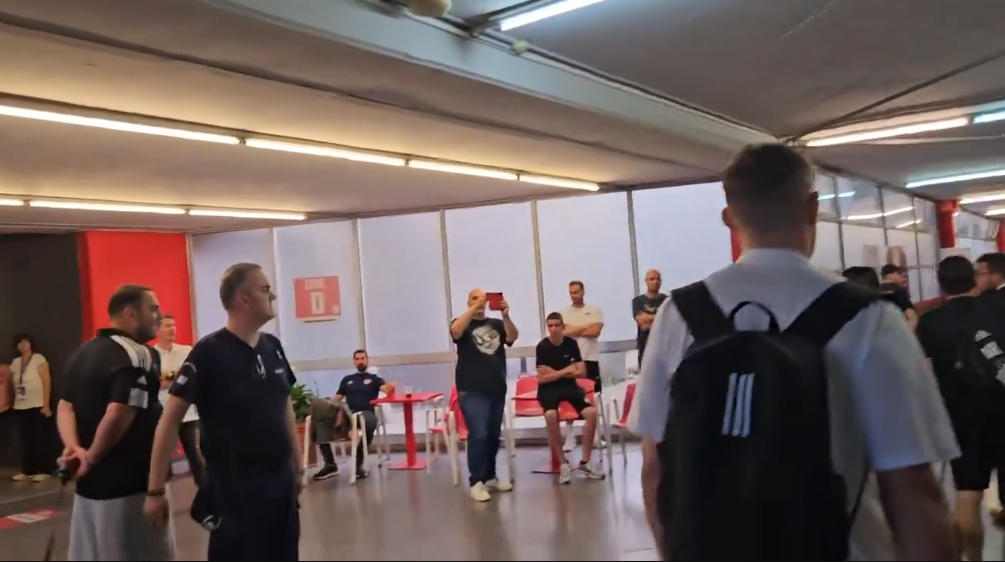 Παναθηναϊκός: Συνελλήφθη διαπιστευμένος που έβριζε την αποστολή στο ΣΕΦ!