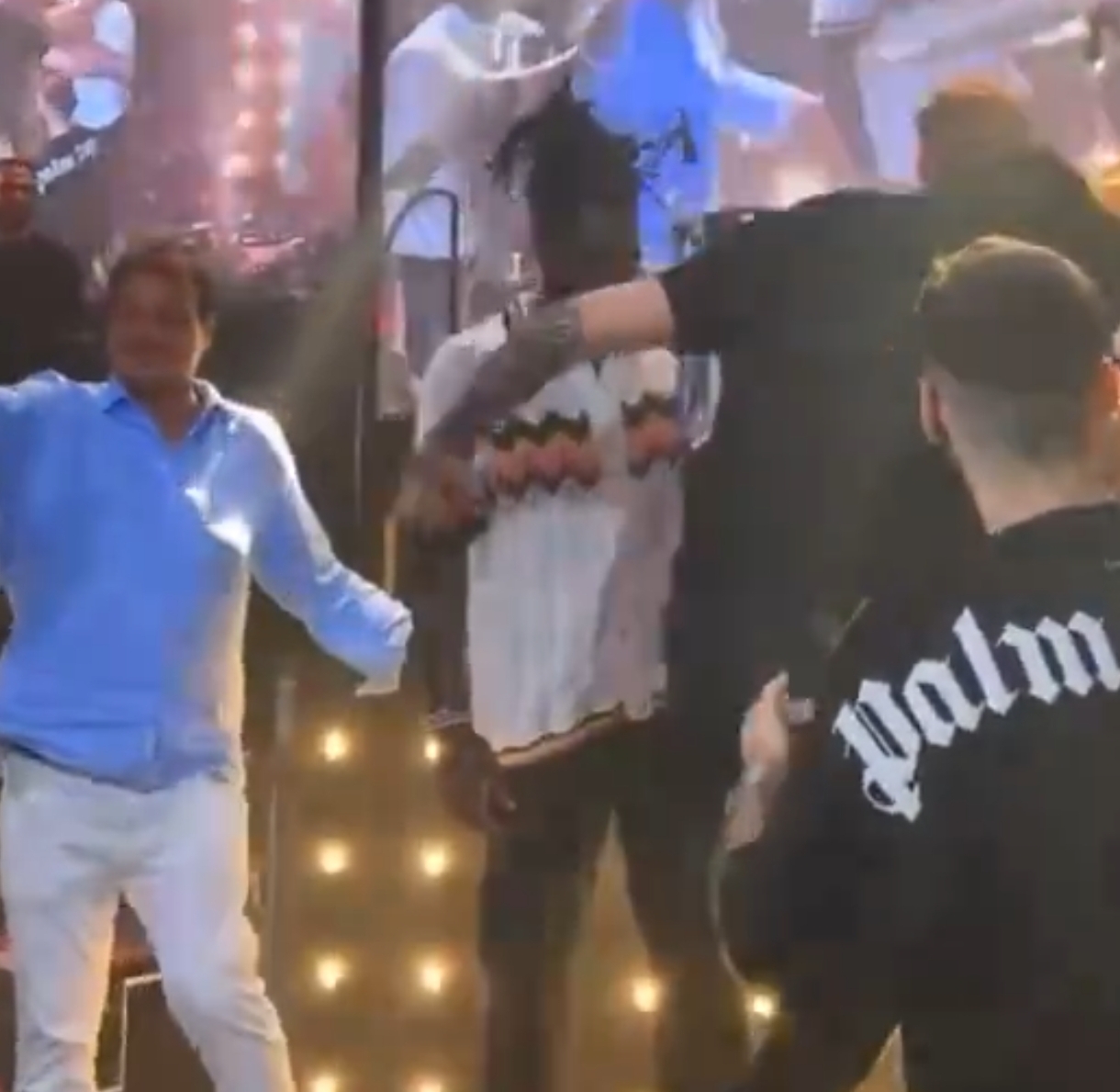 Ο χορός του Αταμάν και το ζεϊμπέκικο του Μήτογλου!