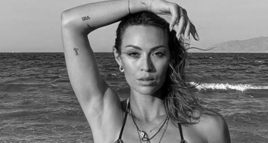 Η Δώρα Παντέλη το πήγε «μέχρι τέλους» στην Πάρο (pics)