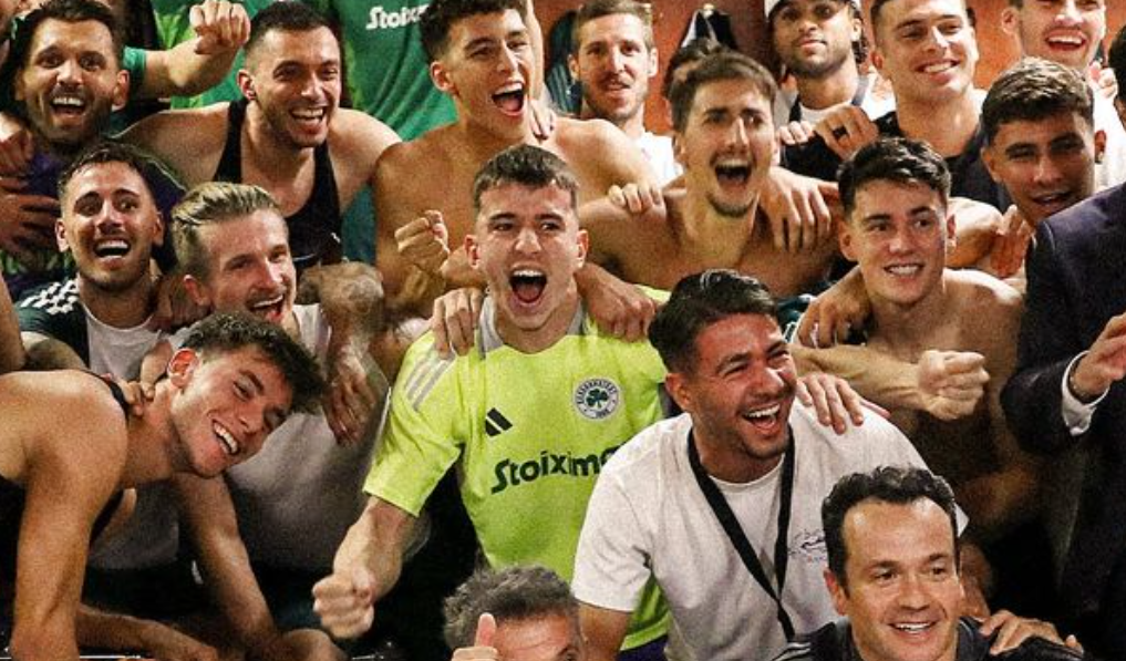 Παναθηναϊκός: Χαμός στα αποδυτήρια - Χαρούμενα πρόσωπα για την πρόκριση (pics)