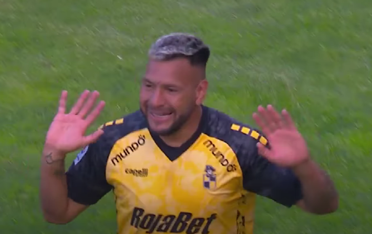 Πρόκριση με υπογραφή Αντρές Τσάβες, πέτυχε κι άλλο γκολ στο Κύπελλο της Χιλής (vid)