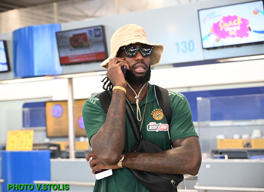 Αναχώρησε για την Κύπρο ο Παναθηναϊκός - Δείτε φωτογραφίες