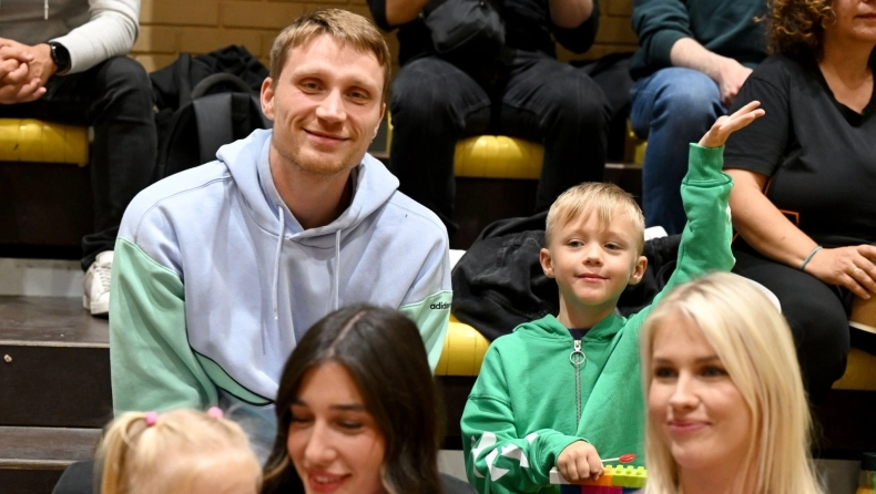 Γκριγκόνις: Βλέπει το βόλεϊ του Παναθηναϊκού (vid)