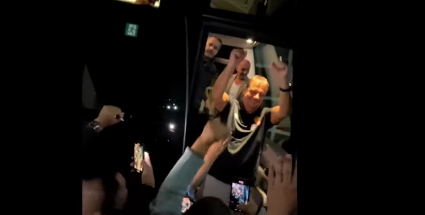 ΕΠΟΣ από τους οπαδούς του Παναθηναϊκού - Το σύνθημα για Φουρνιέ (vid)