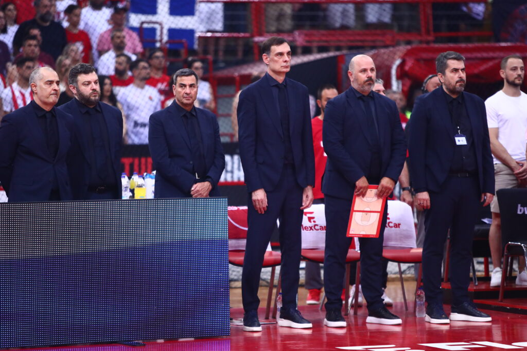 Στο κενό η καταγγελία της ΚΑΕ Ολυμπιακός για «λεκτική επίθεση φιλάθλου του Παναθηναϊκού στον Μπαρτζώκα»