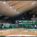 Εγκαίνια στον «Τάφο»