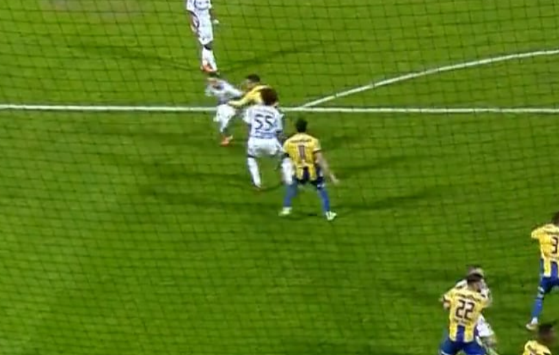 Παρατεταμένο τράβηγμα στον Μαξίμοβιτς, ζήτησε πέναλτι ο Παναθηναϊκός