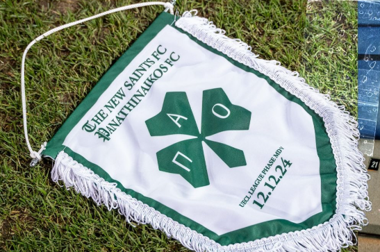 TNS - Παναθηναϊκός: Το λάβαρο του Τριφυλλιού στο New Meadow (pics)