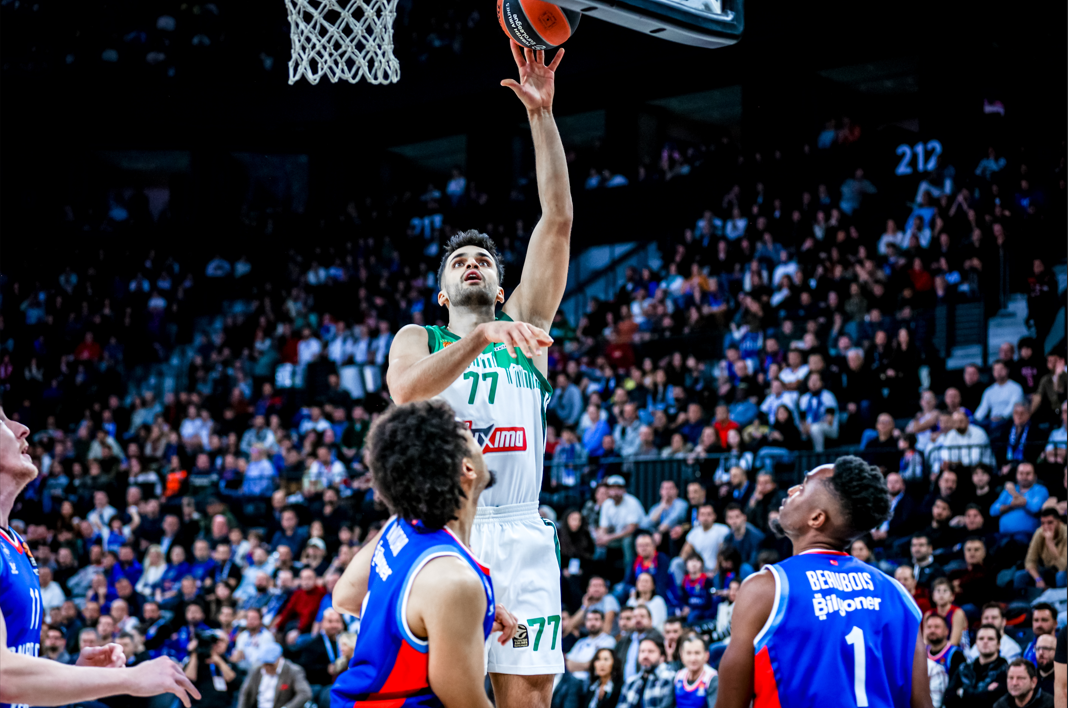 «Ο Παναθηναϊκός θέλει αντικατάσταση του Γιουρτσεβέν με έναν... Ράιτ»