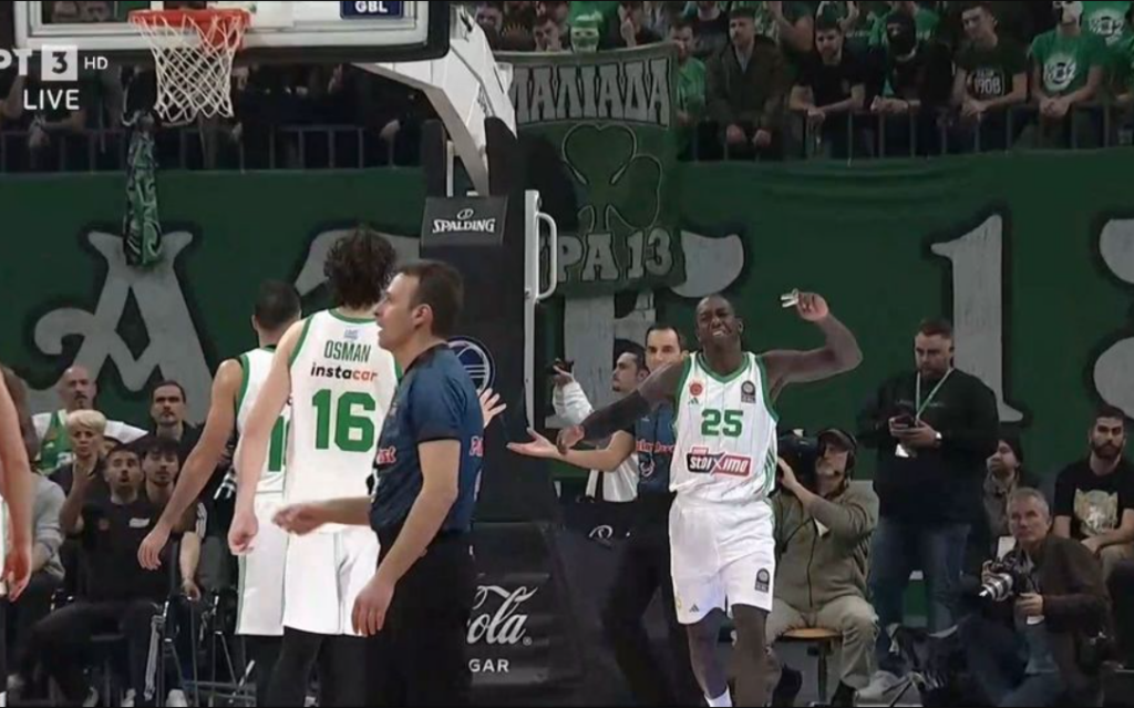 Ξέσπασμα Ναν, μετά από φάουλ ΦΑΝΤΑΣΜΑ - Χρεώθηκε και με τεχνική ποινή