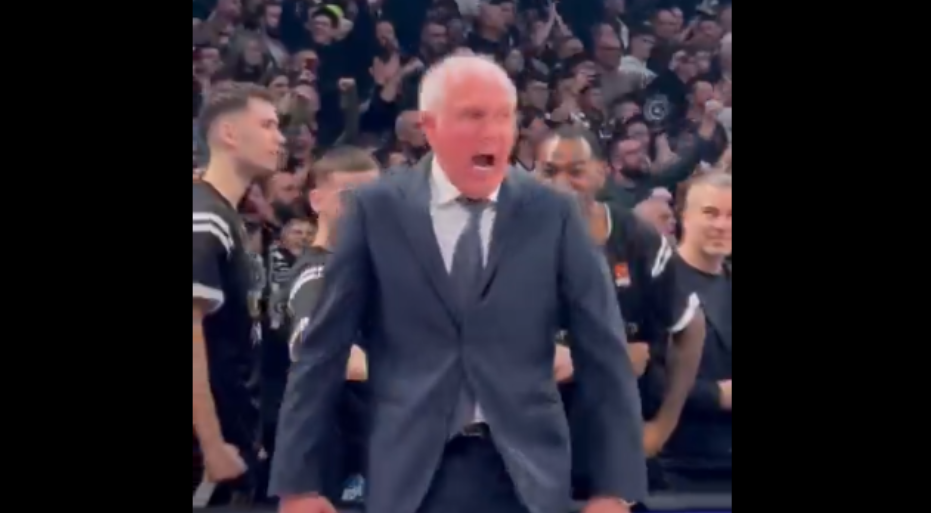 Ασυνήθιστο στιγμιότυπο με Ομπράντοβιτς: Ο έξαλλος πανηγυρισμός σε τρίποντο του Τζόουνς (vid)