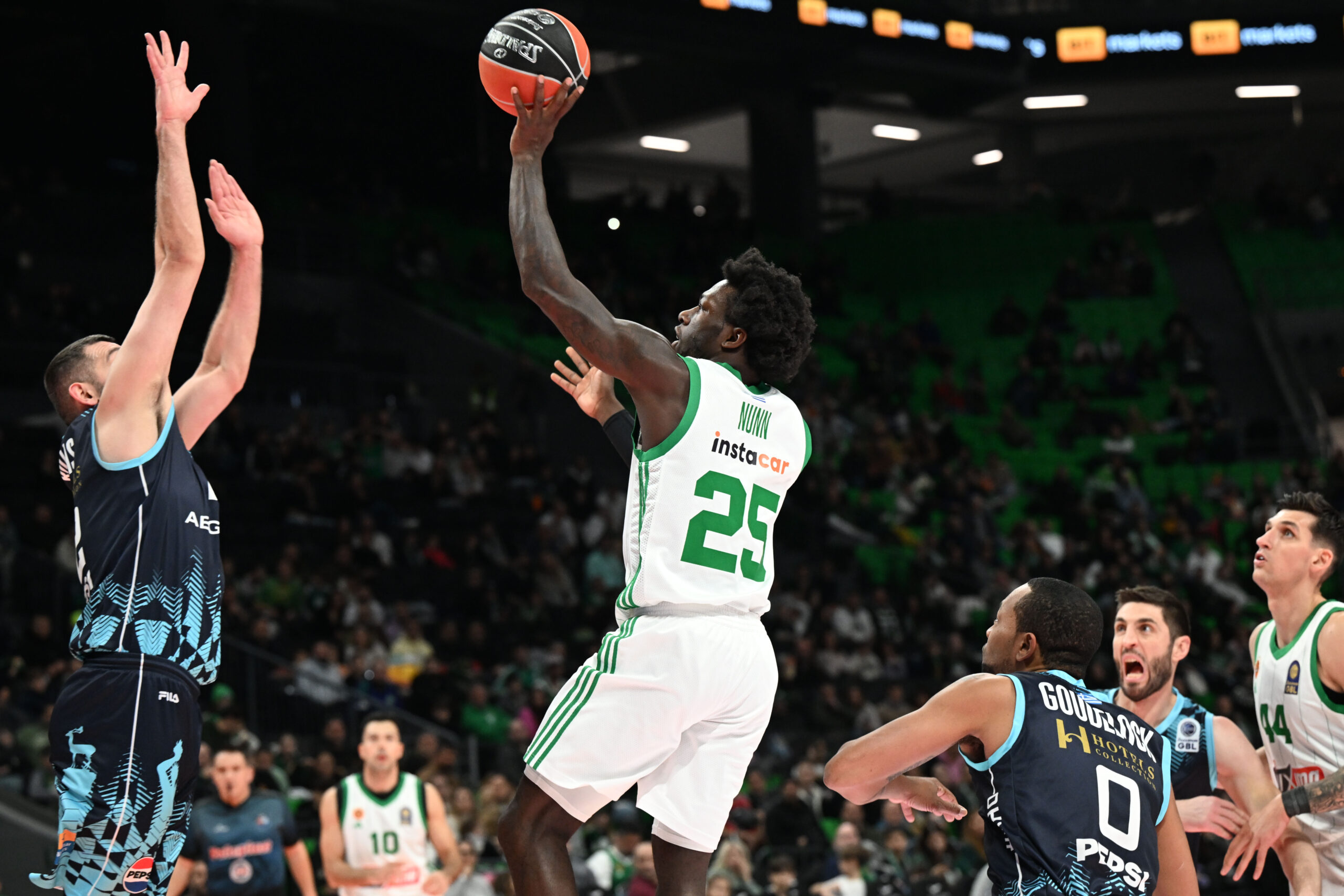 Παναθηναϊκός-Κολοσσός: Τόσο κόσμο είχε το ΟΑΚΑ