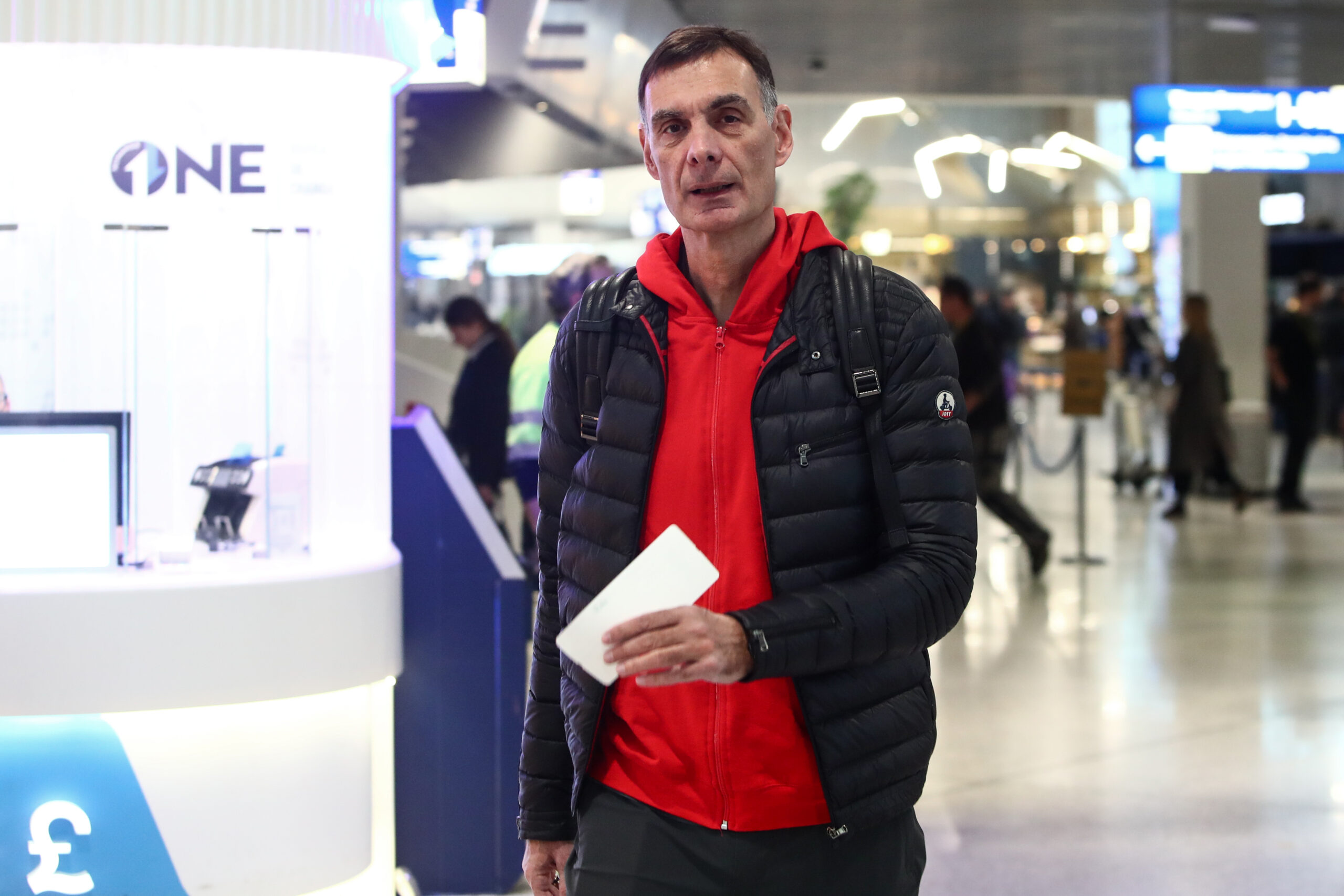 Μπαρτζώκας: Ένταση με οπαδό στο «Ελευθέριος Βενιζέλος»