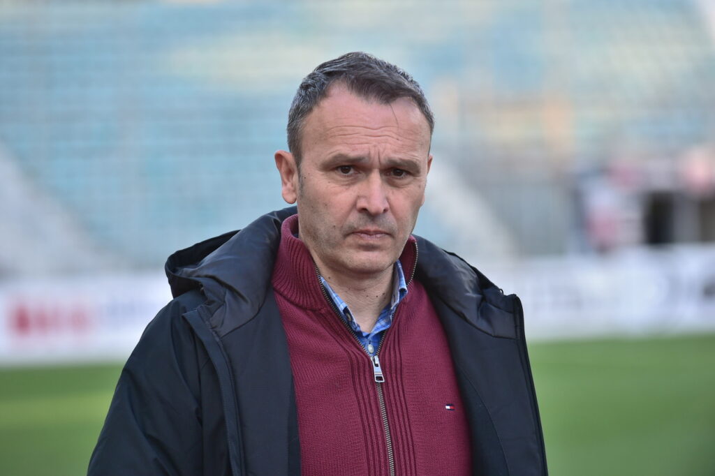 Μπράτσος: «Μας αδικεί το αποτέλεσμα - Δε φάνηκε η διαφορά δυναμικότητας με τον αντίπαλο»