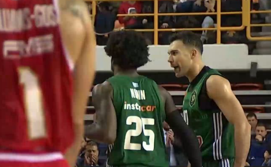 Παναθηναϊκός - Ολυμπιακός: Αφύπνιση του Κέντρικ Ναν, συνεχόμενα καλάθια από τον Αμερικανό (vid)