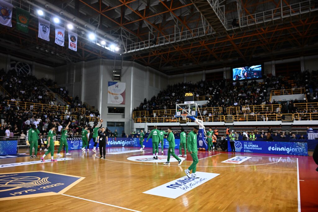 Οπαδοί του Παναθηναϊκού: «Βάλτε μέσα τον Λιόλιο» και «Μέχρι τέλους»!