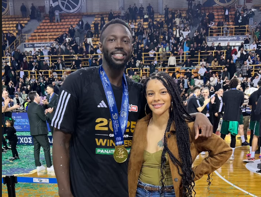 Η σύζυγος του Γκραντ αποθέωσε τον Αμερικανό με ένα ξεχωριστό μήνυμα!