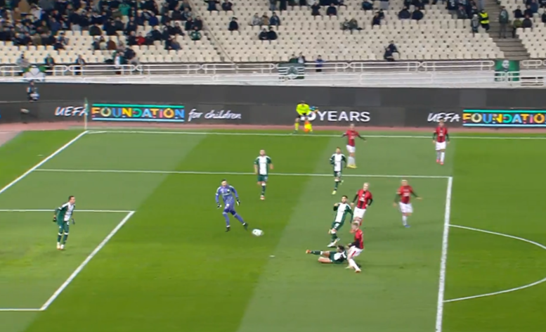 Παναθηναϊκός - Βίκινγκουρ: Τραγικό λάθος από την άμυνα, διόρθωσε ο Κώτσιρας (vid)