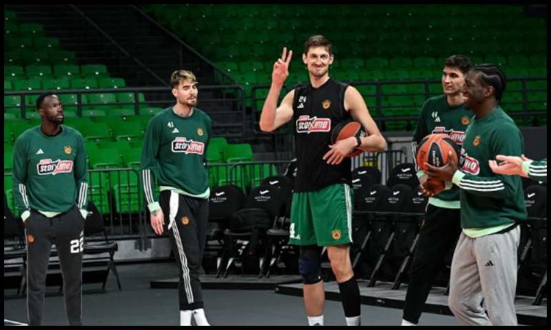 Στο ΟΑΚΑ ο Πλάις: Η υποδοχή και τα γέλια με Αταμάν - Δείτε φωτογραφίες