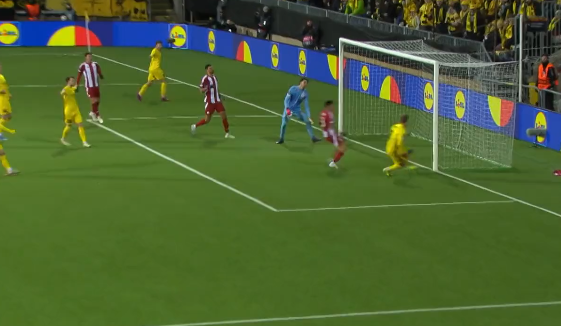 Μπόντο Γκλιμτ - Ολυμπιακός: Διασυρμός για τους «ερυθρόλευκους», 3-0 οι Νορβηγοί (vid)